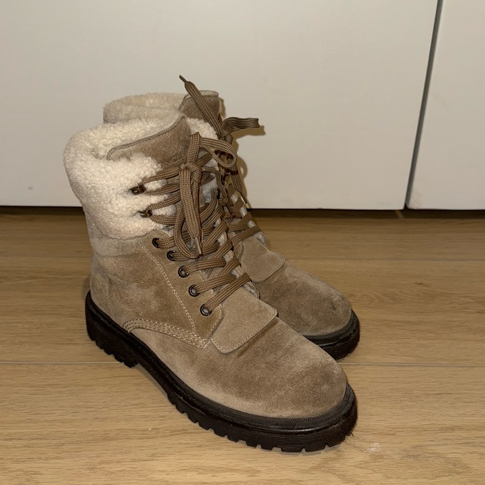 Moncler Winter Boots - Picture 3 of 4